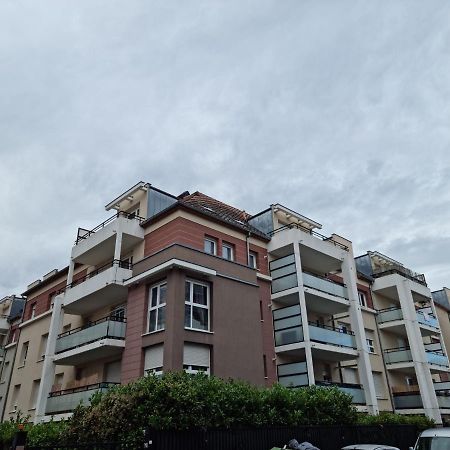 Residence Les Jardins D Emeraude Colmar Bagian luar foto